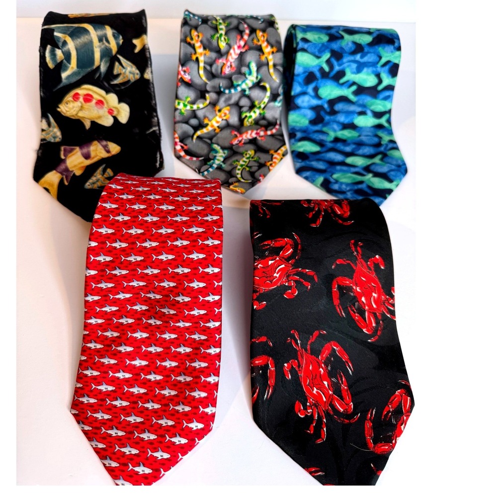 Vintage Fish Theme Silk Tie Lot of 5 Sharks Crabs Novelty Ocean‎ Neckties Mens